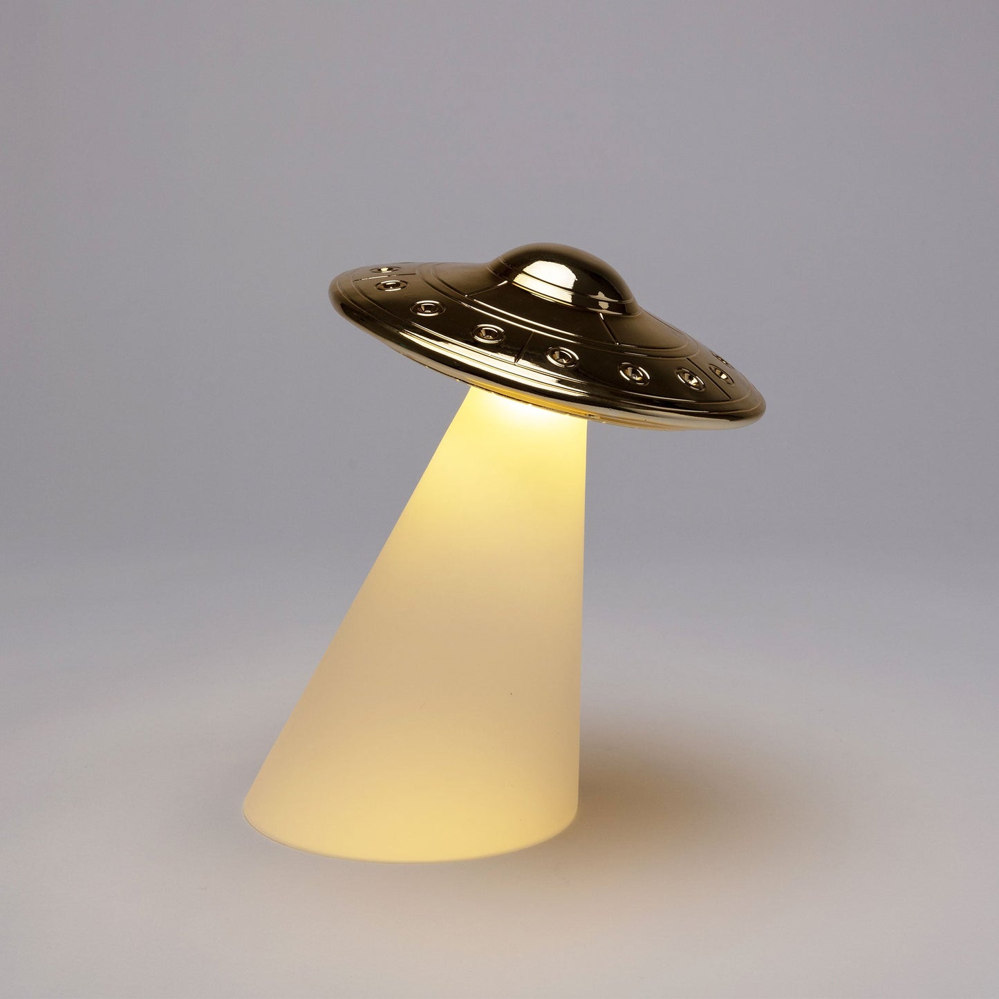 Roswell Lamp